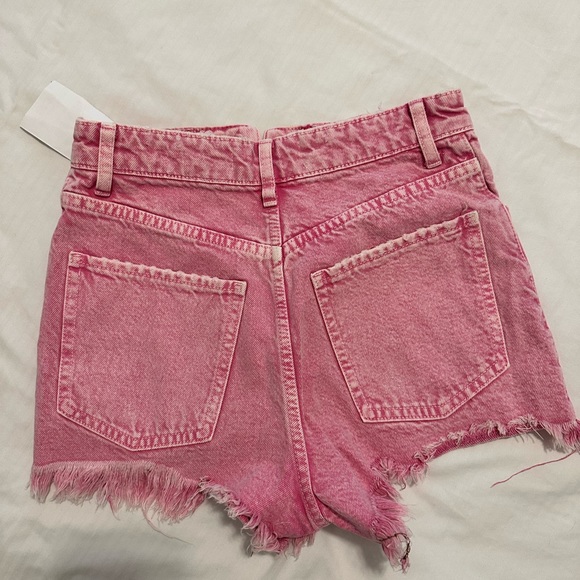 Zara - Picture 3 of 3